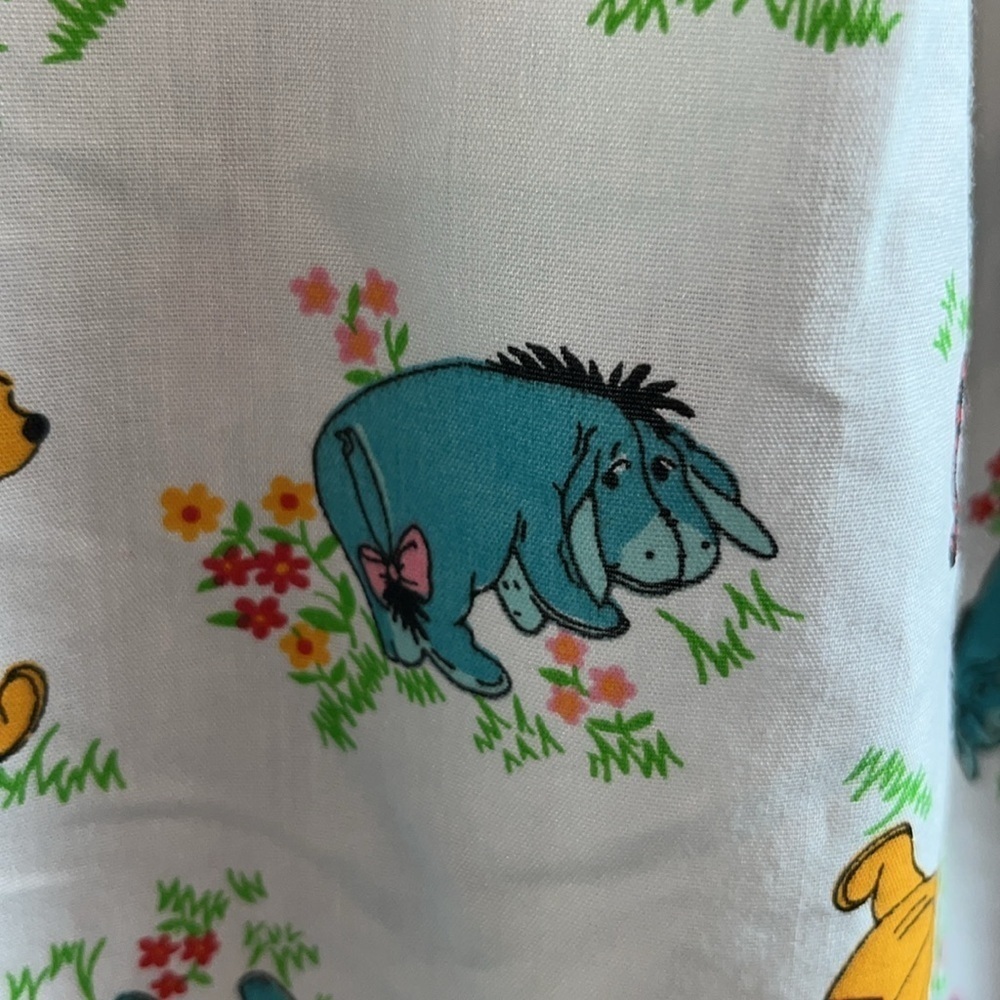 Adorable vintage Winnie the Pooh Piglet Eyore button down sleep top blouse m - Picture 13 of 14